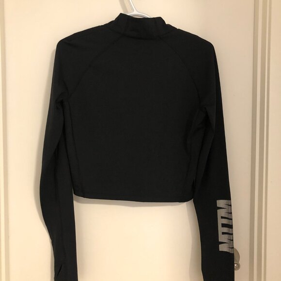 Married to the Mob Quarter zip Athletic top - Picture 2 of 2